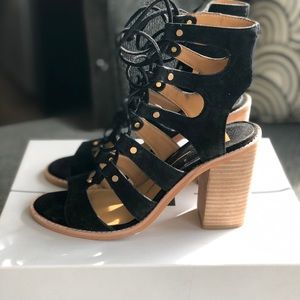 Dolce Vita Lyndon sandals